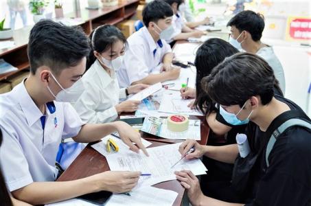 Công bố ngưỡng điểm đầu vào các ngành sư phạm năm 2022