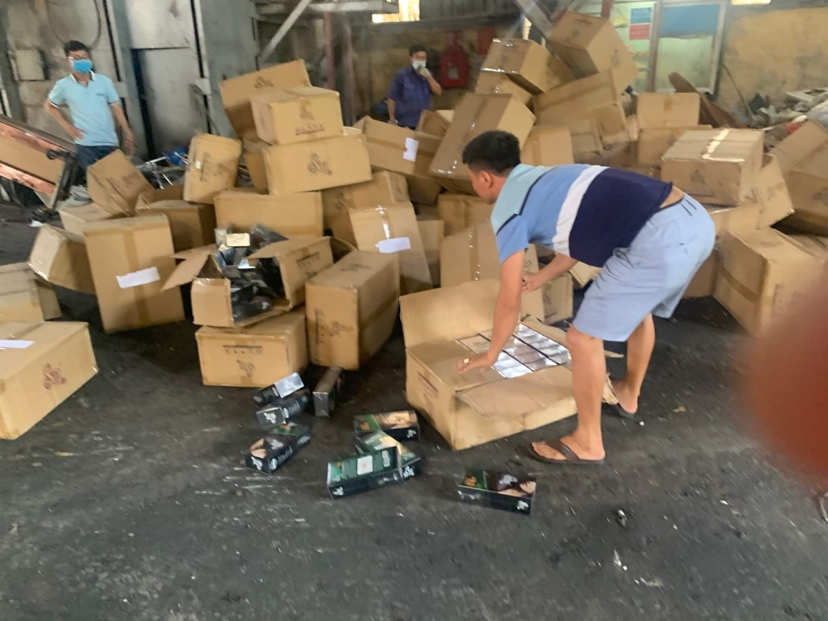 Toàn bộ số sản phẩm trên được Cục QLTT tỉnh Hưng Yên thu giữ tại "kho hàng" trên địa bàn huyện Ân Thi