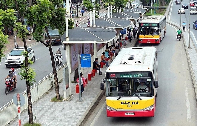 Ba đơn vị thay thế Công ty Bắc Hà vận hành 5 tuyến xe buýt
