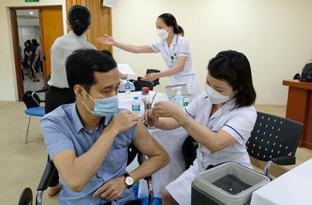Đề xuất phụ cấp 100% cho nhân viên y tế dự phòng, y tế phường