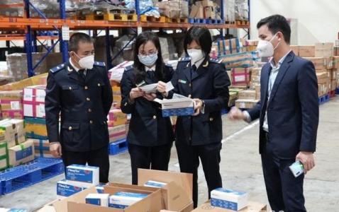 Đánh trúng, đánh đúng đối tượng, chủ mưu cầm đầu buôn lậu, gian lận thương mại