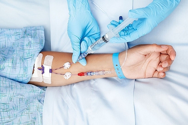 Một bệnh nhân được điều trị ung thư
