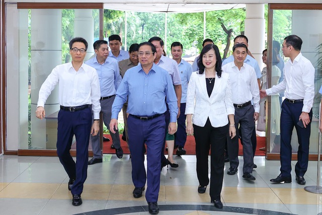 TỔNG THUẬT: Thủ tướng chủ trì Hội nghị