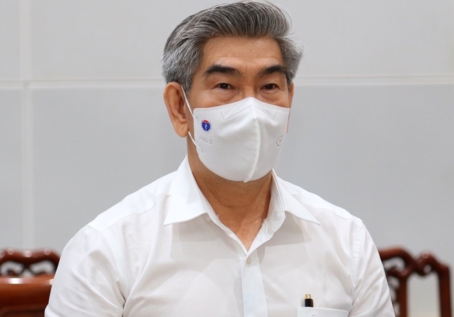 Ông Trần Thanh Thảo, Đảng ủy viên Đảng ủy Khối Cơ quan và Doanh nghiệp tỉnh, Bí thư Đảng ủy, Giám đốc Sở Y tế tỉnh Tiền Giang.