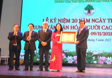 Bà Giám đốc hết lòng vì văn hóa nghệ thuật người cao tuổi