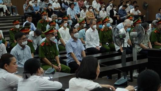 Cựu Bí thư và Chủ tịch tỉnh Bình Dương cùng bị tuyên phạt 7 năm tù