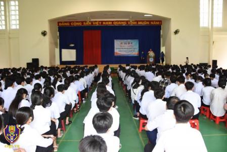 Đẩy mạnh hoạt động tuyên truyền an toàn giao thông đầu năm học