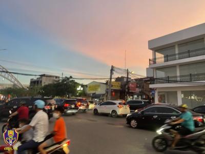 Lộn xộn, ùn tắc tại ngã 5 Hồ Sen - Chợ Hàng – Đường Thuyết