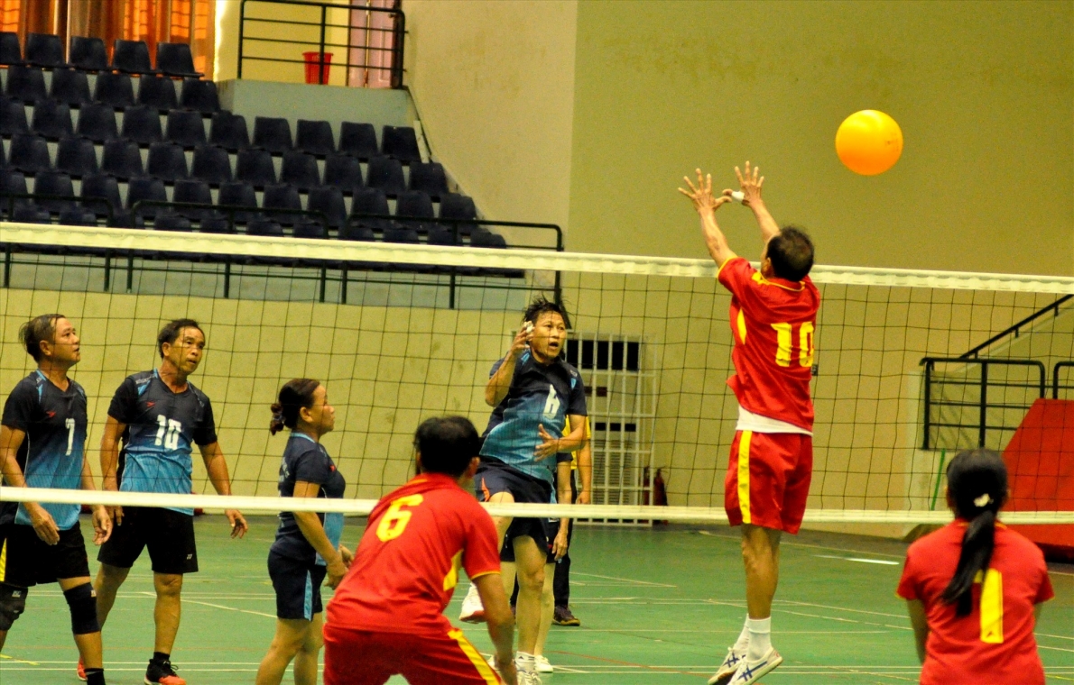 Pha bóng đẹp của NCT tỉnh Quảng Nam