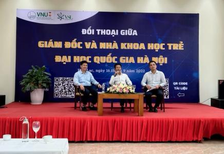 Đối thoại giữa Giám đốc ĐHQGHN và nhà khoa học trẻ