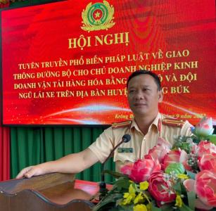 Tuyên truyền, phổ biến giáo dục pháp luật về giao thông đường bộ