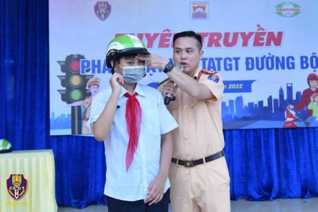 Tuyên truyền cho hơn 700 học sinh và giáo viên trường THCS Nam Hải