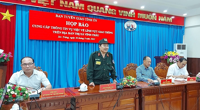 Tước danh hiệu CAND 3 cán bộ công an bạo lực với 2 thiếu niên
