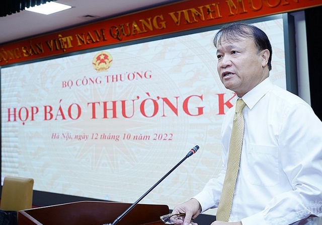 Bộ Công Thương nêu giải pháp ổn định thị trường xăng dầu cuối năm - Ảnh 3.