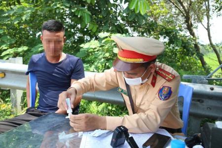 Nhiều chuyển biến tích cực sau ba tháng xử lý vi phạm về an toàn giao thông