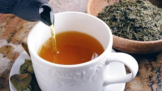 4 loại trà hỗ trợ giảm triệu chứng viêm khớp dạng thấp