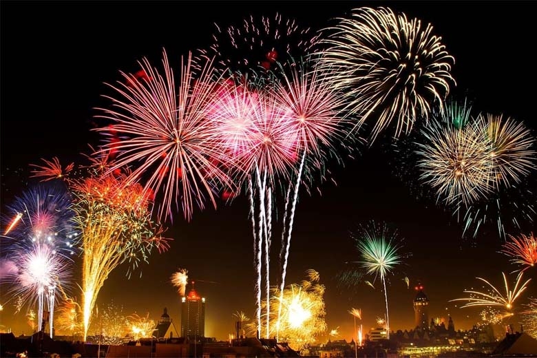 Tết Dương lịch 2023 người lao động được nghỉ mấy ngày, tính lương như thế nào?