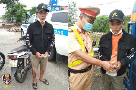 Bắt giữ người điều khiển xe mô tô tàng trữ trái phép chất ma túy