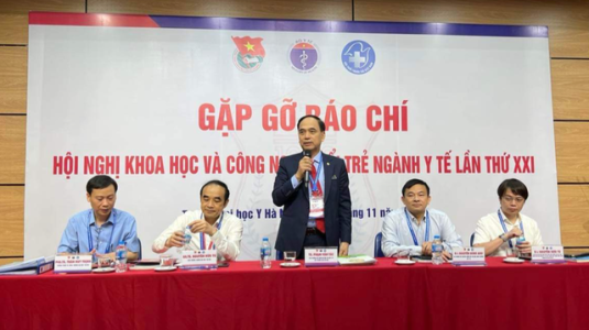 Tuổi trẻ ngành y thi tài nghiên cứu khoa học và đổi mới sáng tạo