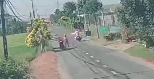 Long An: Công an tỉnh kỷ luật 3 CSGT liên quan đến vụ đánh người vi phạm giao thông - Ảnh 1.