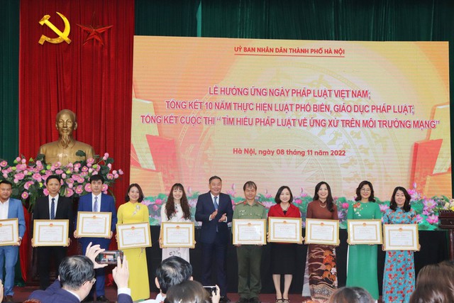 TP. Hà Nội: Ngày Pháp luật hằng năm đa dạng về hình thức, hưởng về cơ sở - Ảnh 2.