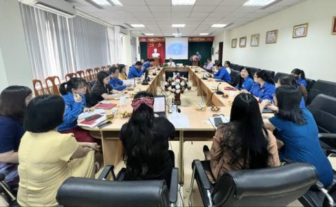 Cục Bồi thường nhà nước hưởng ứng ngày Pháp luật Việt Nam