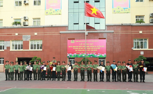 Ra mắt 2 đơn vị đặc biệt tinh nhuệ - Ảnh 4.
