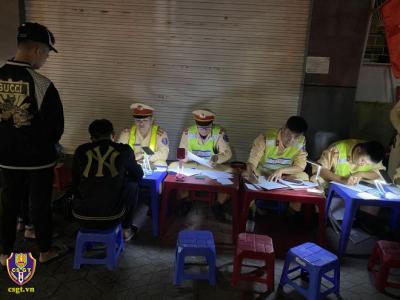 Nêu cao vai trò, trách nhiệm của gia đình đối với lứa tuổi thanh, thiếu niên khi tham gia giao thông.