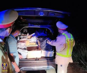 TTKS phát hiện hàng không hóa đơn chứng từ trên đường Hồ Chí Minh