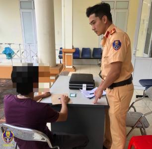 CSGT Cao Bằng liên tiếp phát hiện lái xe dương tính với chất ma túy