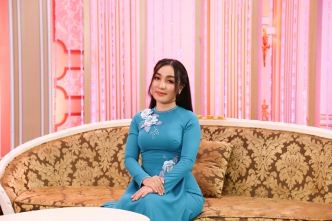 Hà Vân từ bỏ nghề giáo vì quá đam mê nghệ thuật