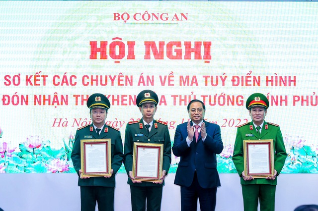Thủ tướng: Phải phòng chống tội phạm ma túy từ sớm, từ xa, từ nơi xuất phát - Ảnh 4.