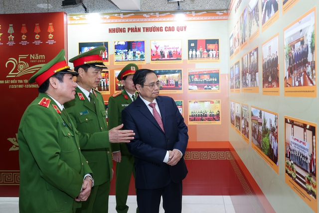 Thủ tướng: Phải phòng chống tội phạm ma túy từ sớm, từ xa, từ nơi xuất phát - Ảnh 5.