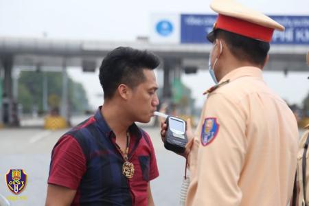 2 tuần cao điểm xử lý hơn 40 nghìn “ma men” và tài xế quá tốc độ