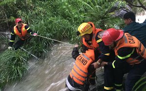 Chủ tịch nước gửi thư khen lực lượng cứu hộ 23 người bị mắc kẹt ở suối 