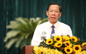 Năm 2023, TPHCM chọn kịch bản tăng trưởng cơ bản, phấn đấu 7,5-8%