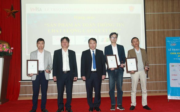 Vinh danh ‘Chìa khóa vàng” cho doanh nghiệp an toàn thông tin Việt Nam