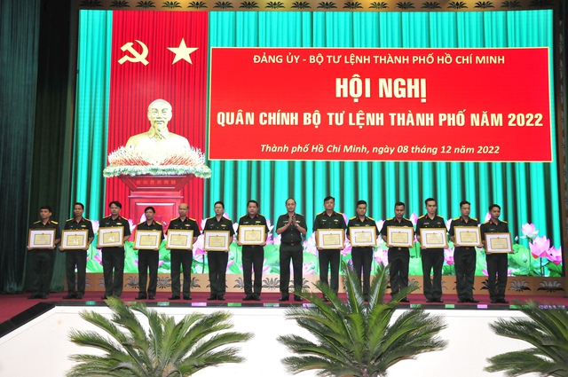 Bộ Tư lệnh TPHCM triển khai nhiệm vụ quân sự, quốc phòng năm 2023 - Ảnh 2. Bộ Tư lệnh TPHCM triển khai nhiệm vụ quân sự, quốc phòng năm 2023 - Ảnh 2.