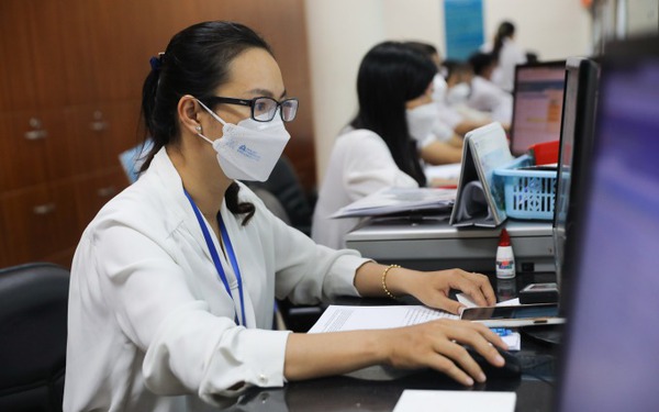 Nhân sự nơi khác được thi tuyển chức danh lãnh đạo, quản lý tại TPHCM