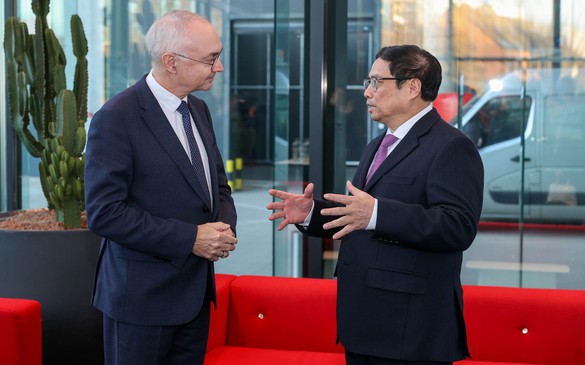 Thủ tướng thúc đẩy hợp tác với trung tâm công nghệ cao hàng đầu châu Âu