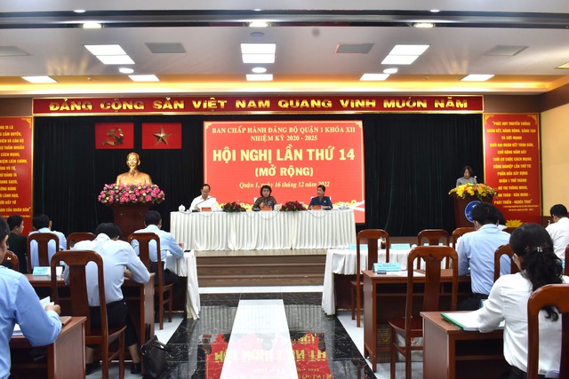 Quận 1 phải đi đầu trong thực hiện các nhiệm vụ - Ảnh 2. Quận 1 phải đi đầu trong thực hiện các nhiệm vụ - Ảnh 2.