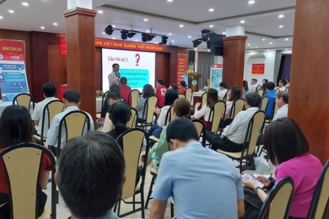 Nâng cao nhận thức của người dân và hỗ trợ trong công tác tiêm vắc-xin phòng COVID-19