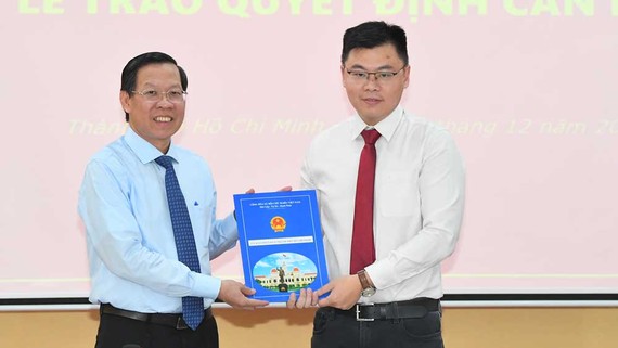 Bổ nhiệm Phó Viện trưởng Viện Nghiên cứu phát triển TPHCM - Ảnh 1. Bổ nhiệm Phó Viện trưởng Viện Nghiên cứu phát triển TPHCM - Ảnh 1.