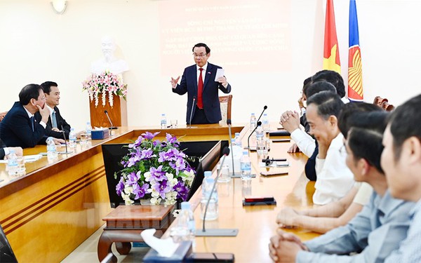 TPHCM cùng hỗ trợ, chăm lo cộng đồng người Việt Nam tại Campuchia