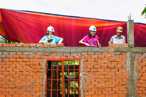 Hỗ trợ cộng đồng dễ bị tổn thương vì hạn hán và xâm nhập mặn