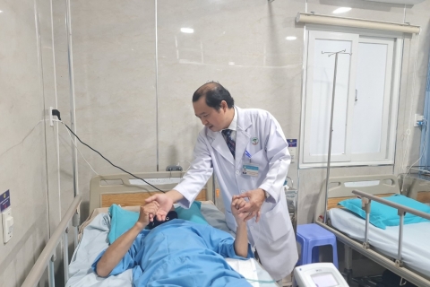 Hồi phục thần kỳ sau tai nạn gãy đốt sống cổ