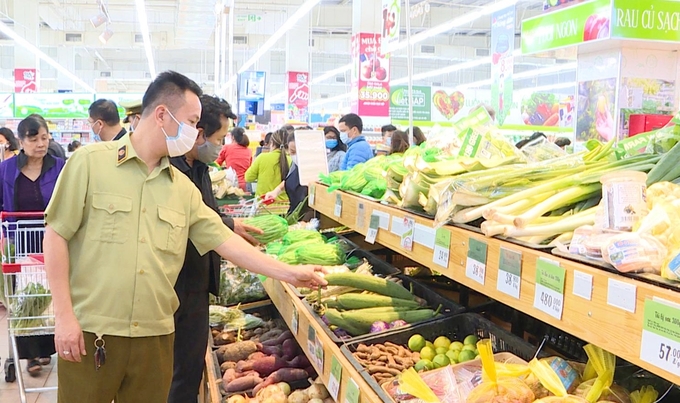 Hà Nội có hơn 10.000 cơ sở vi phạm an toàn thực phẩm, xử phạt 1.403 cơ sở, chuyển cơ quan điều tra 4 vụ