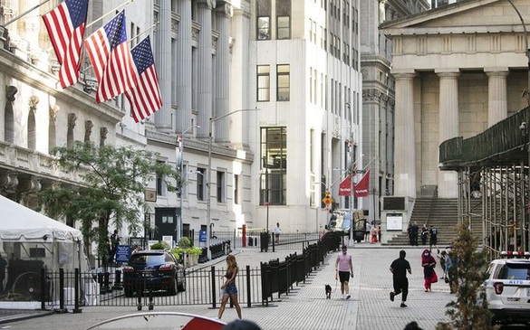 Kinh tế Mỹ tăng trưởng dương trở lại