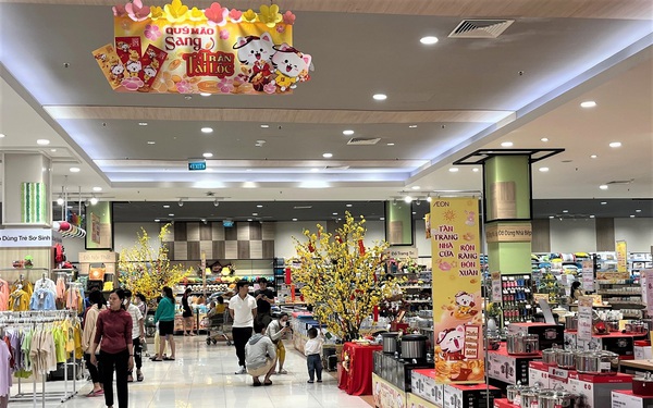 TPHCM: Sôi động các hoạt động mua sắm dịp cận Tết