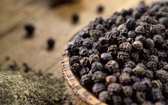 Giá hạt tiêu đen tăng mạnh